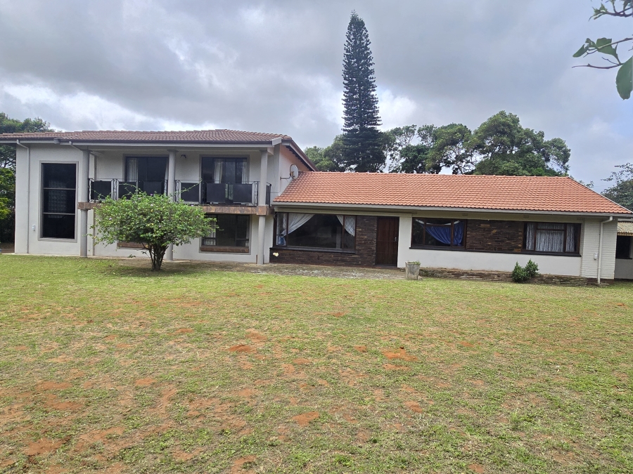 8 Bedroom Property for Sale in Athlone Park KwaZulu-Natal