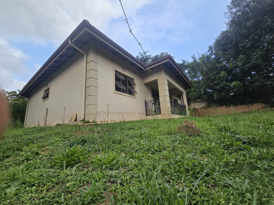 8 Bedroom Property for Sale in Athlone Park KwaZulu-Natal