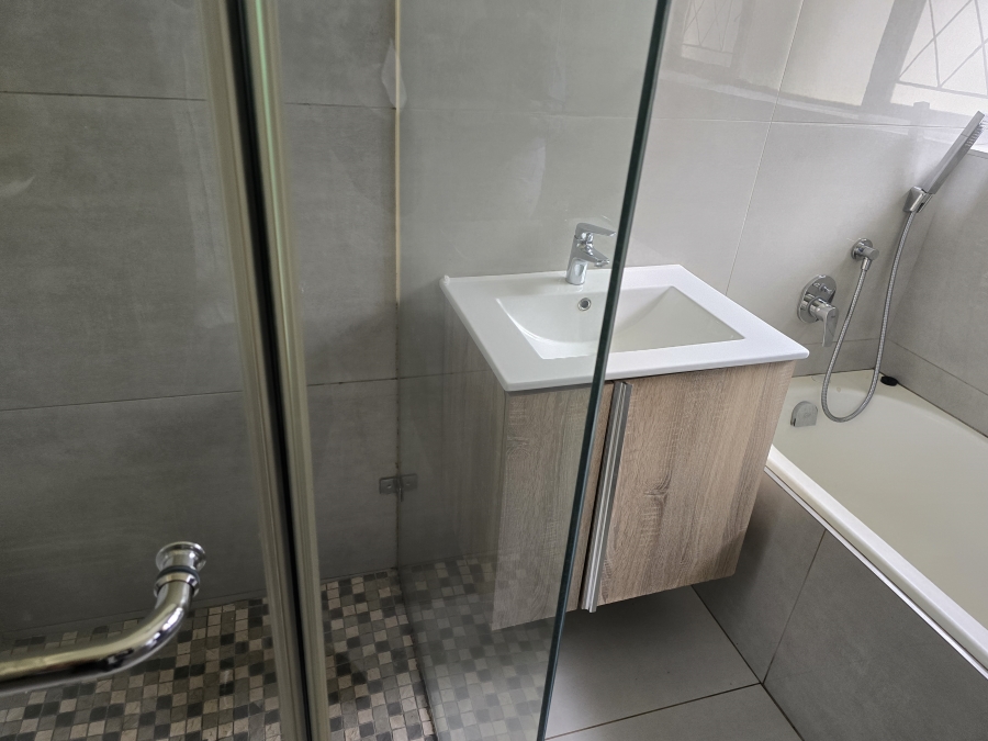 8 Bedroom Property for Sale in Athlone Park KwaZulu-Natal