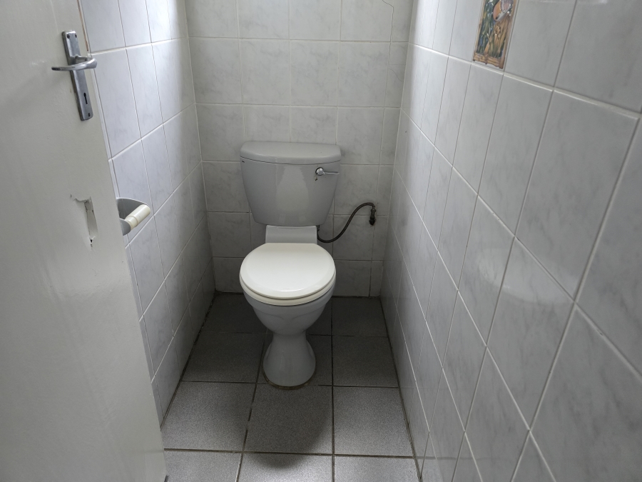 8 Bedroom Property for Sale in Athlone Park KwaZulu-Natal