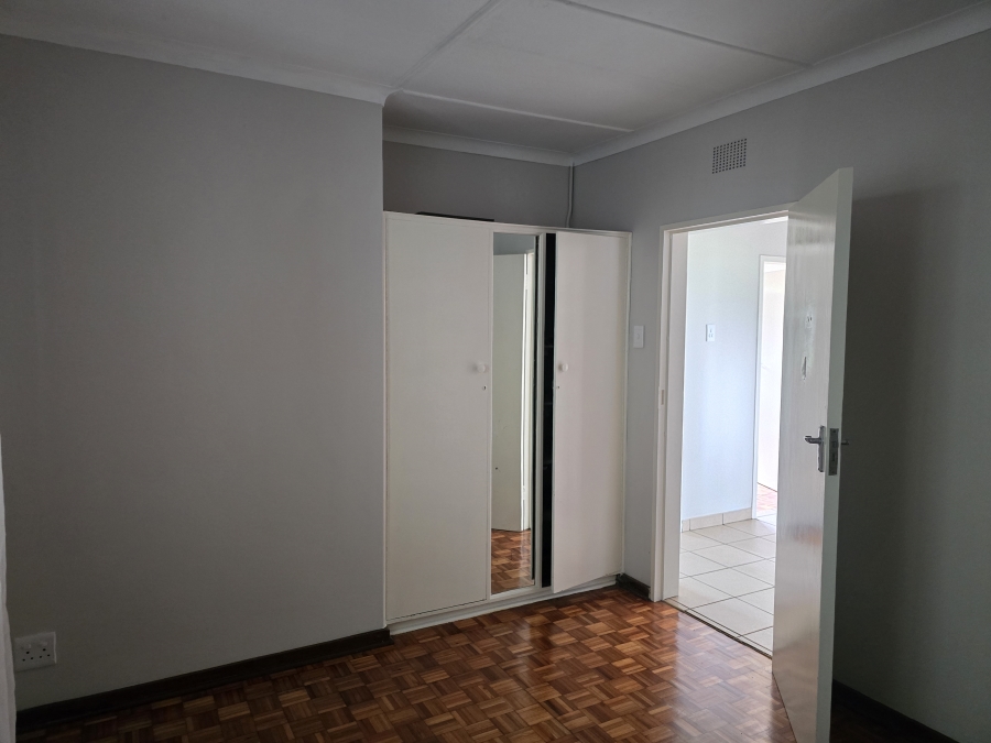 8 Bedroom Property for Sale in Athlone Park KwaZulu-Natal