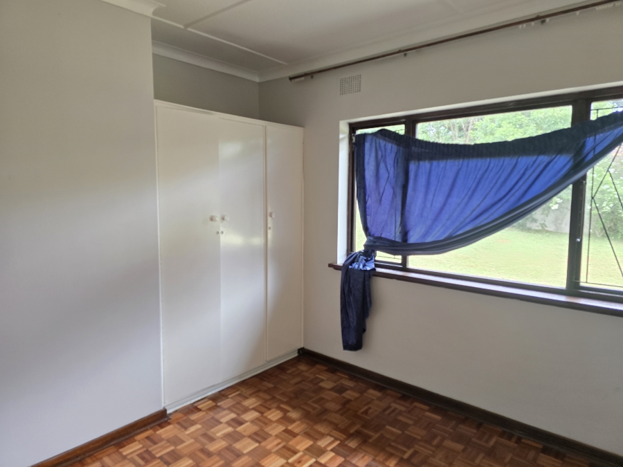 8 Bedroom Property for Sale in Athlone Park KwaZulu-Natal