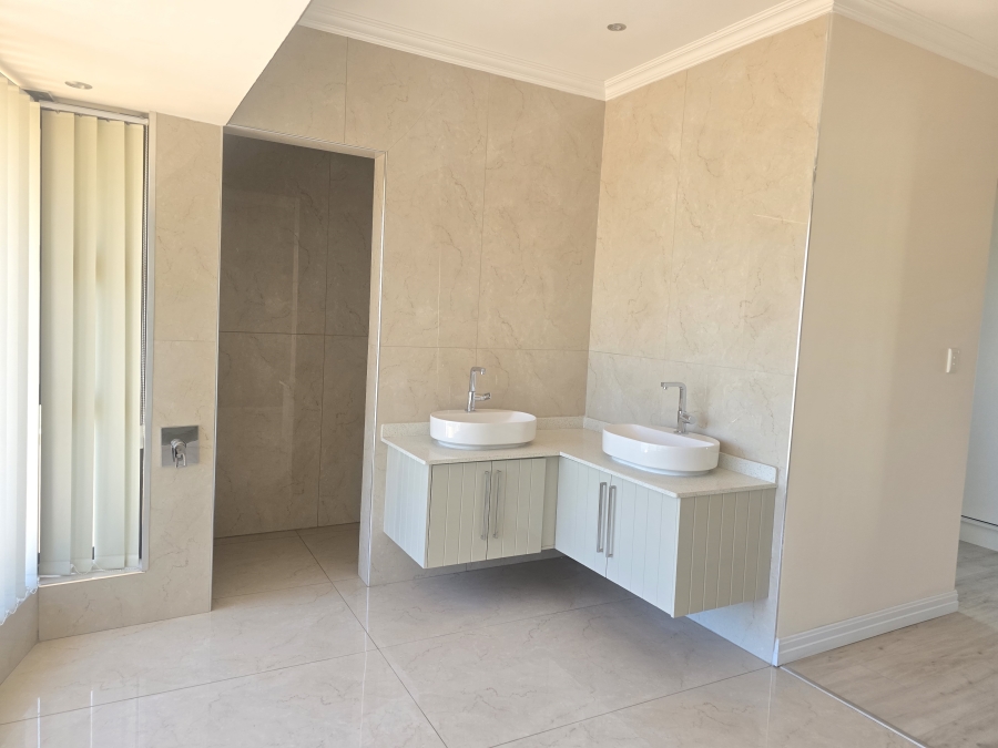 4 Bedroom Property for Sale in Athlone Park KwaZulu-Natal