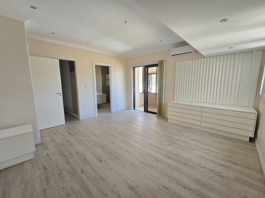 4 Bedroom Property for Sale in Athlone Park KwaZulu-Natal