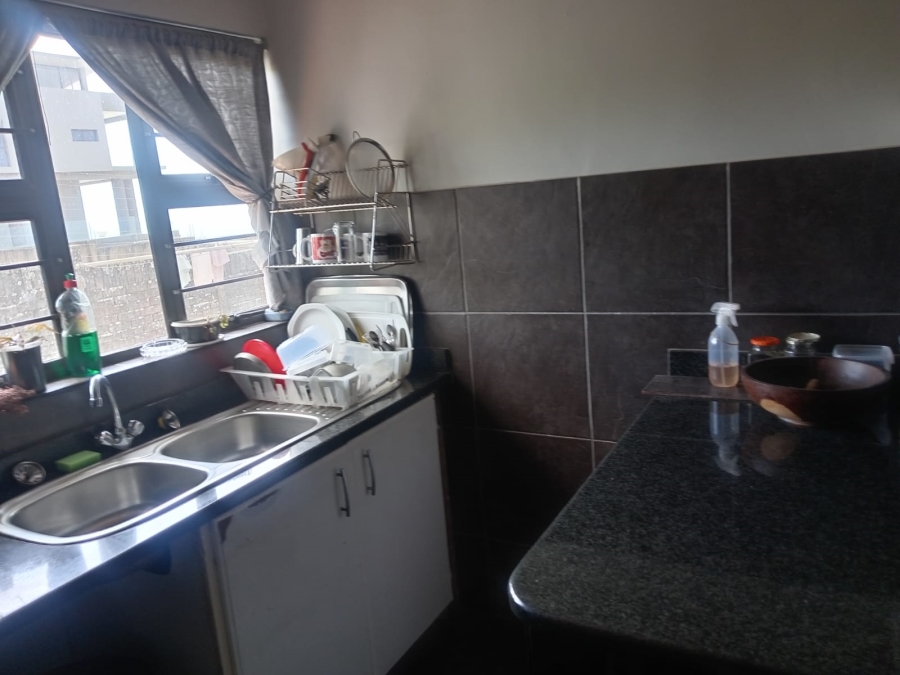 5 Bedroom Property for Sale in Amanzimtoti KwaZulu-Natal