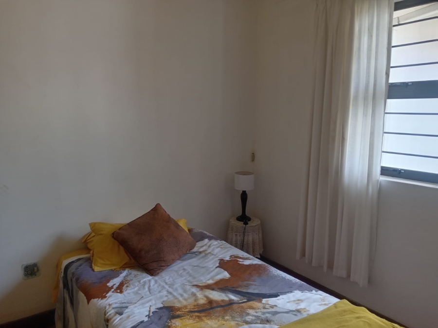 5 Bedroom Property for Sale in Amanzimtoti KwaZulu-Natal