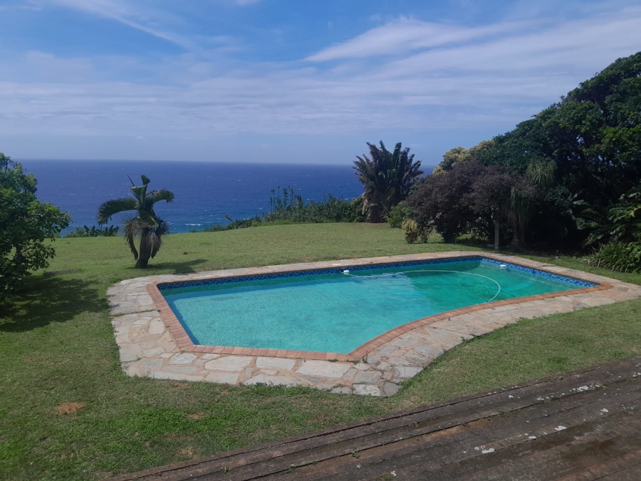 5 Bedroom Property for Sale in Amanzimtoti KwaZulu-Natal