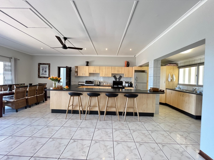 5 Bedroom Property for Sale in Sheffield Beach KwaZulu-Natal