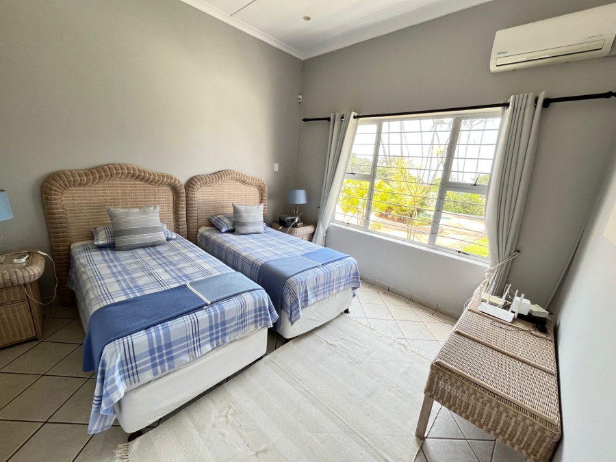 5 Bedroom Property for Sale in Sheffield Beach KwaZulu-Natal