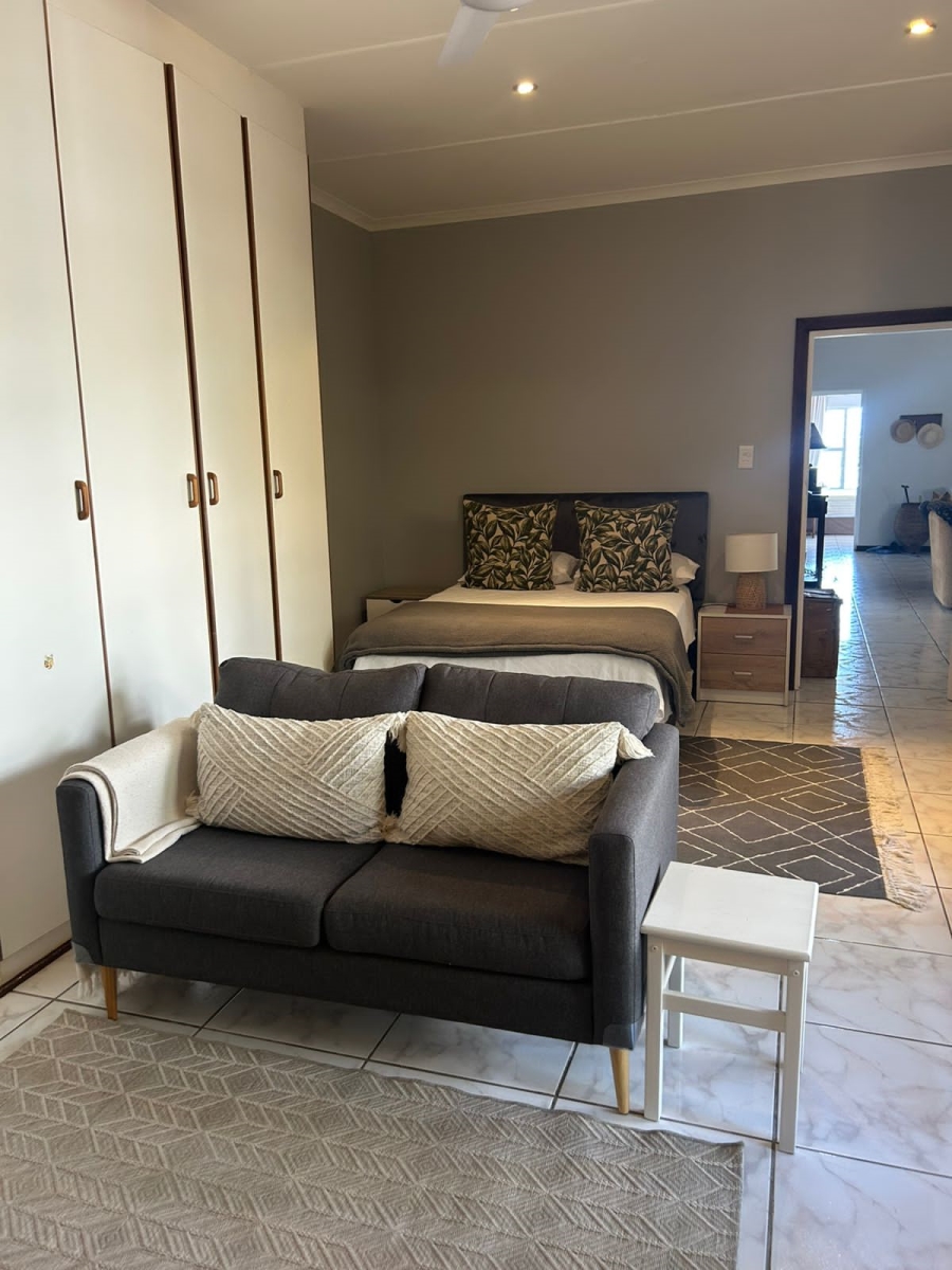 5 Bedroom Property for Sale in Sheffield Beach KwaZulu-Natal