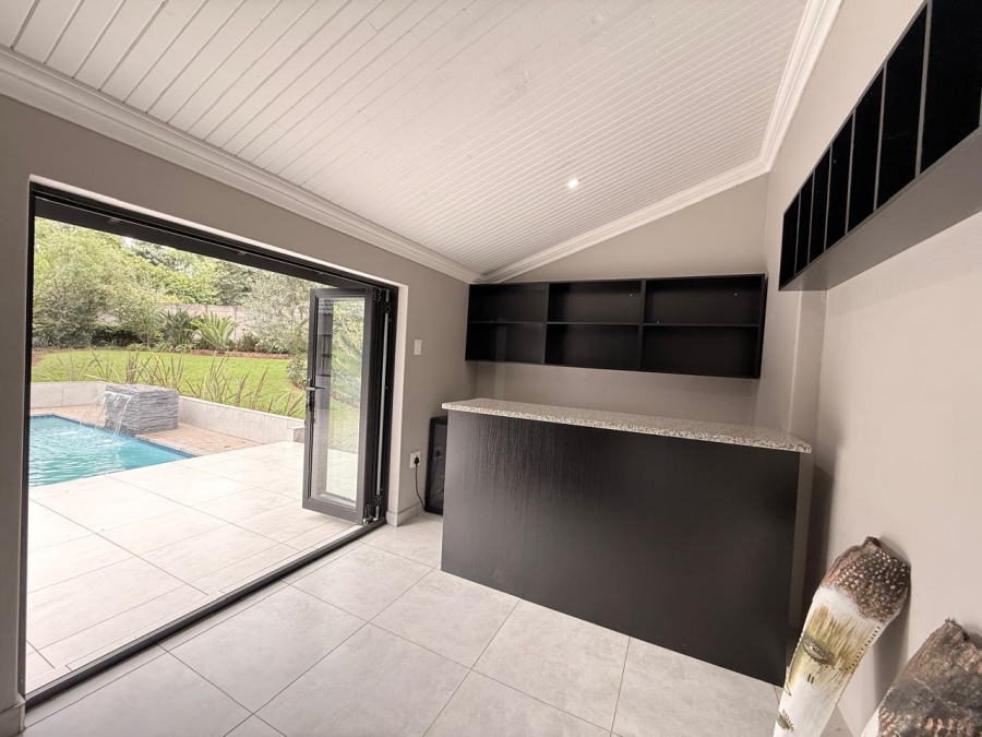 6 Bedroom Property for Sale in Huttenheights KwaZulu-Natal