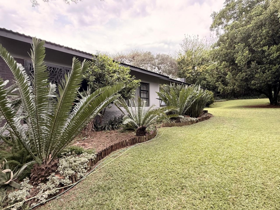 6 Bedroom Property for Sale in Huttenheights KwaZulu-Natal