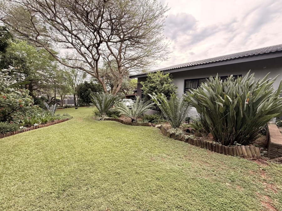 6 Bedroom Property for Sale in Huttenheights KwaZulu-Natal