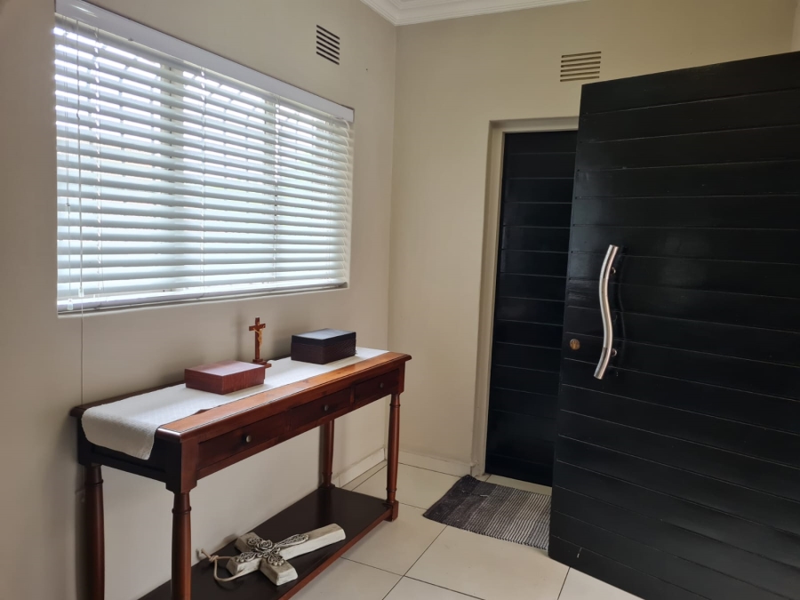 3 Bedroom Property for Sale in Meer En See KwaZulu-Natal