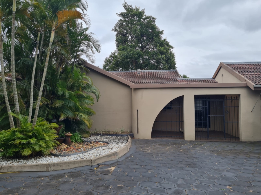 3 Bedroom Property for Sale in Meer En See KwaZulu-Natal