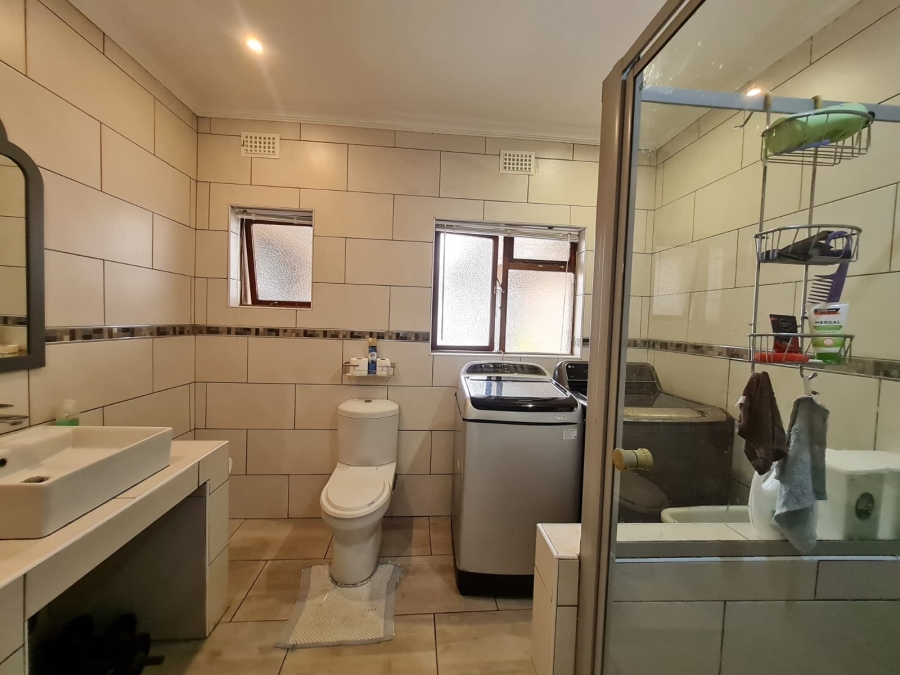 3 Bedroom Property for Sale in Meer En See KwaZulu-Natal
