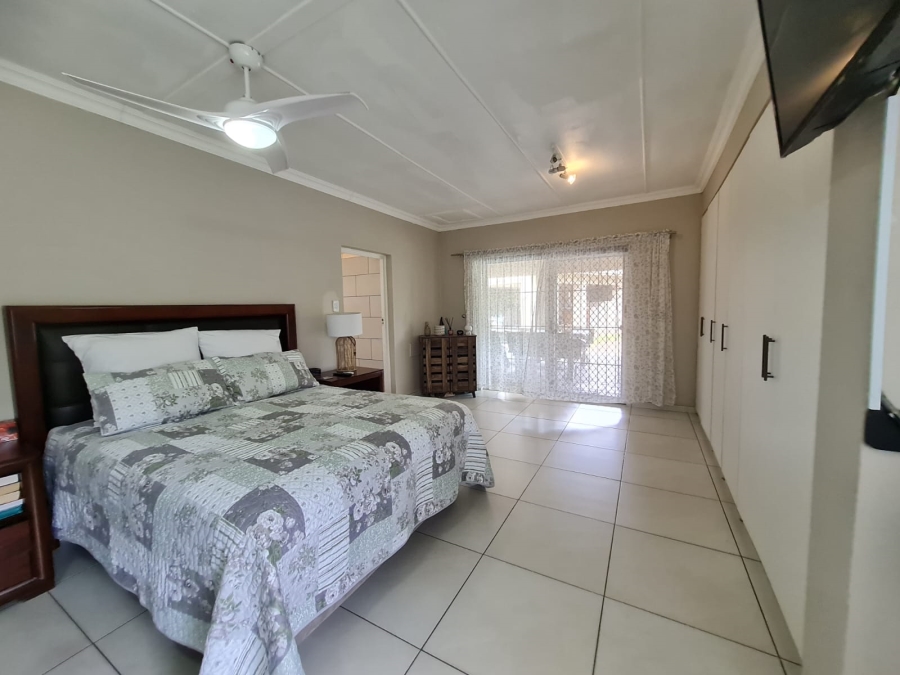 3 Bedroom Property for Sale in Meer En See KwaZulu-Natal