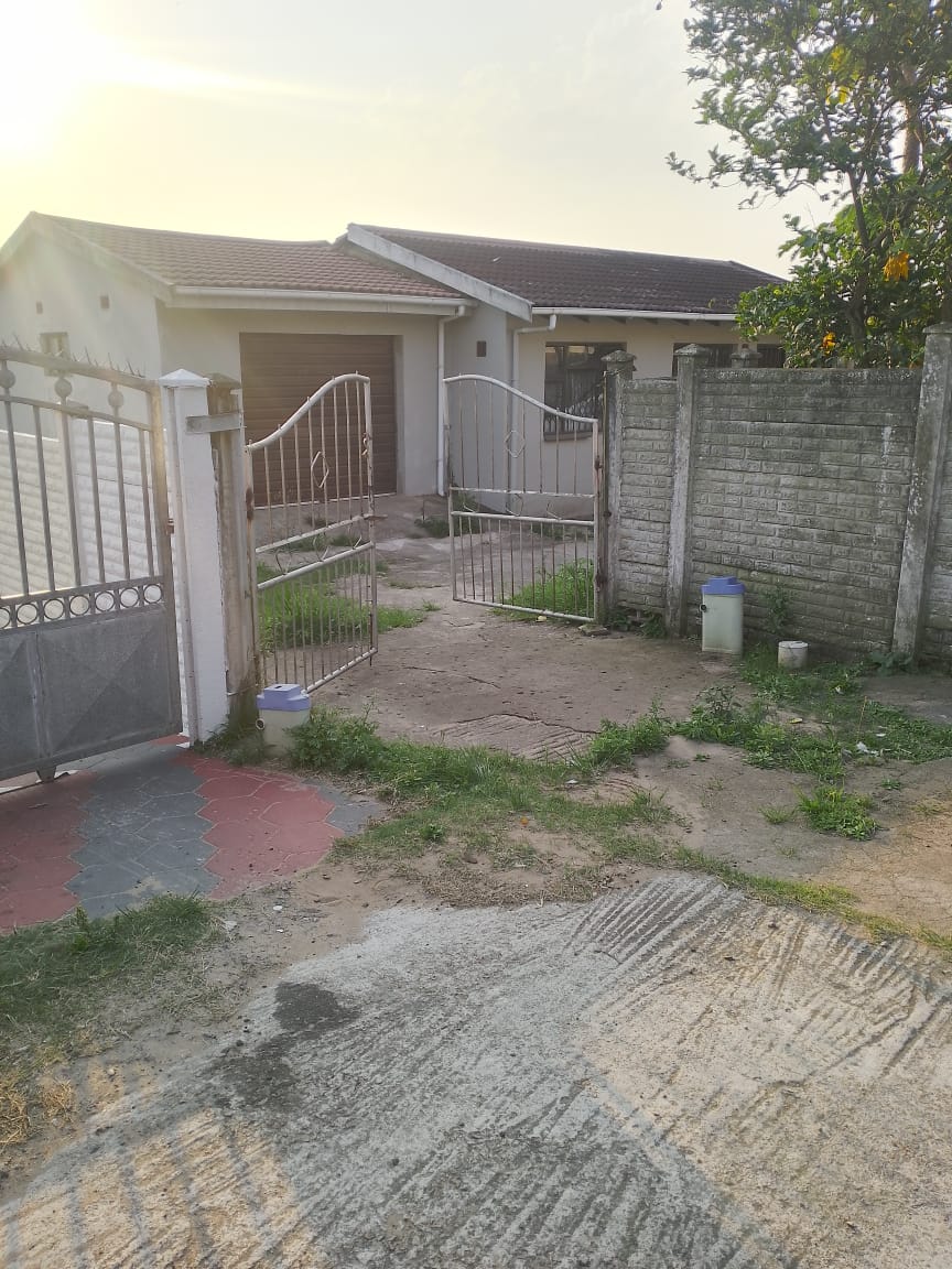 3 Bedroom Property for Sale in Esikhawini KwaZulu-Natal