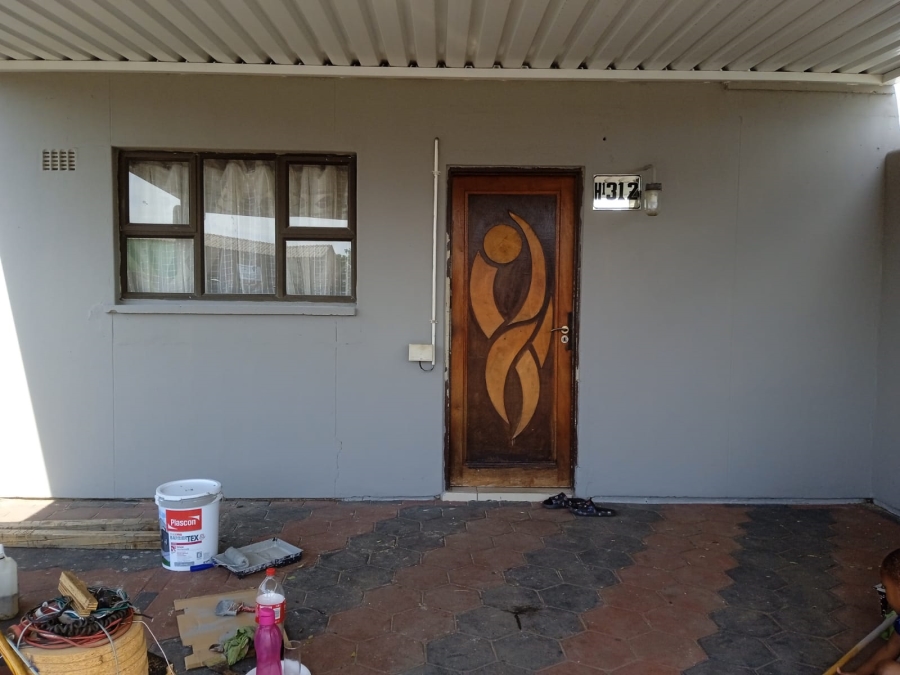 3 Bedroom Property for Sale in Esikhawini KwaZulu-Natal