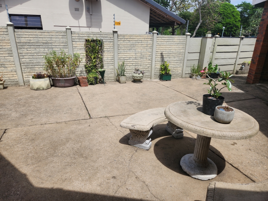 4 Bedroom Property for Sale in Meer En See KwaZulu-Natal