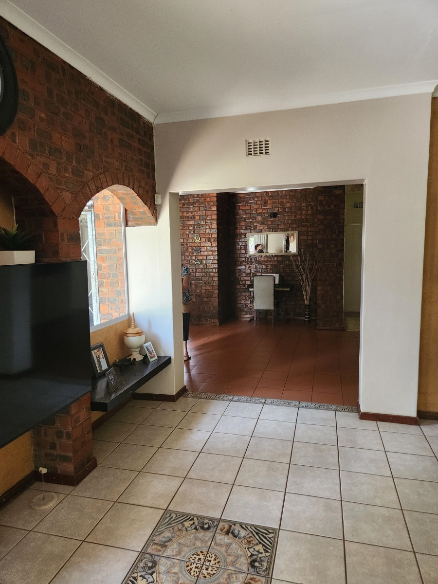 4 Bedroom Property for Sale in Meer En See KwaZulu-Natal