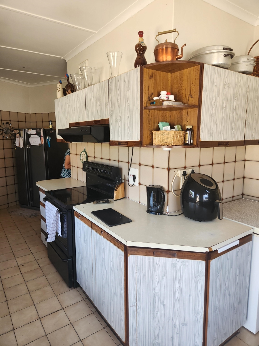 4 Bedroom Property for Sale in Meer En See KwaZulu-Natal