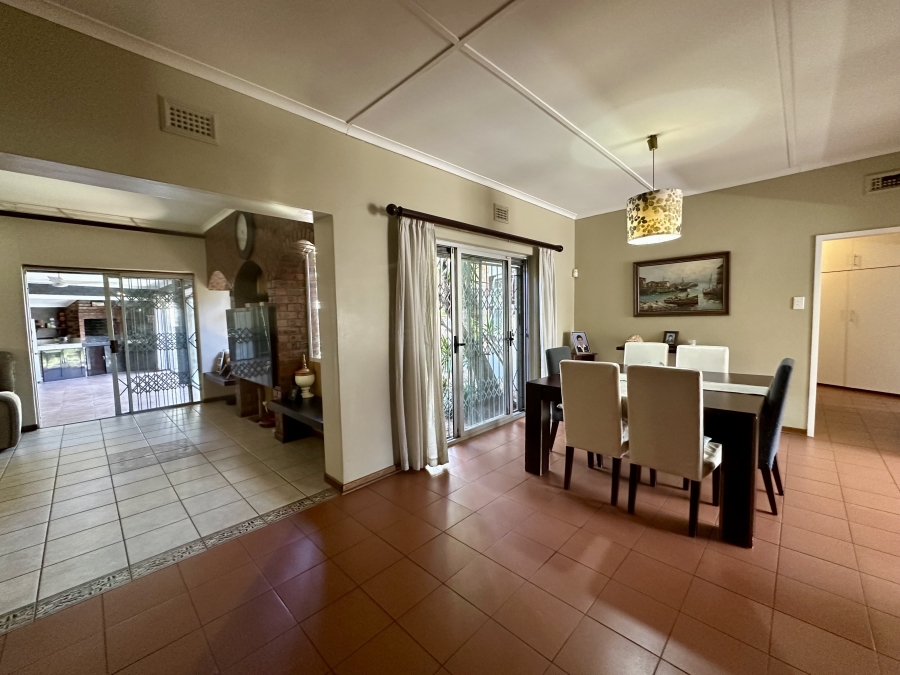 4 Bedroom Property for Sale in Meer En See KwaZulu-Natal