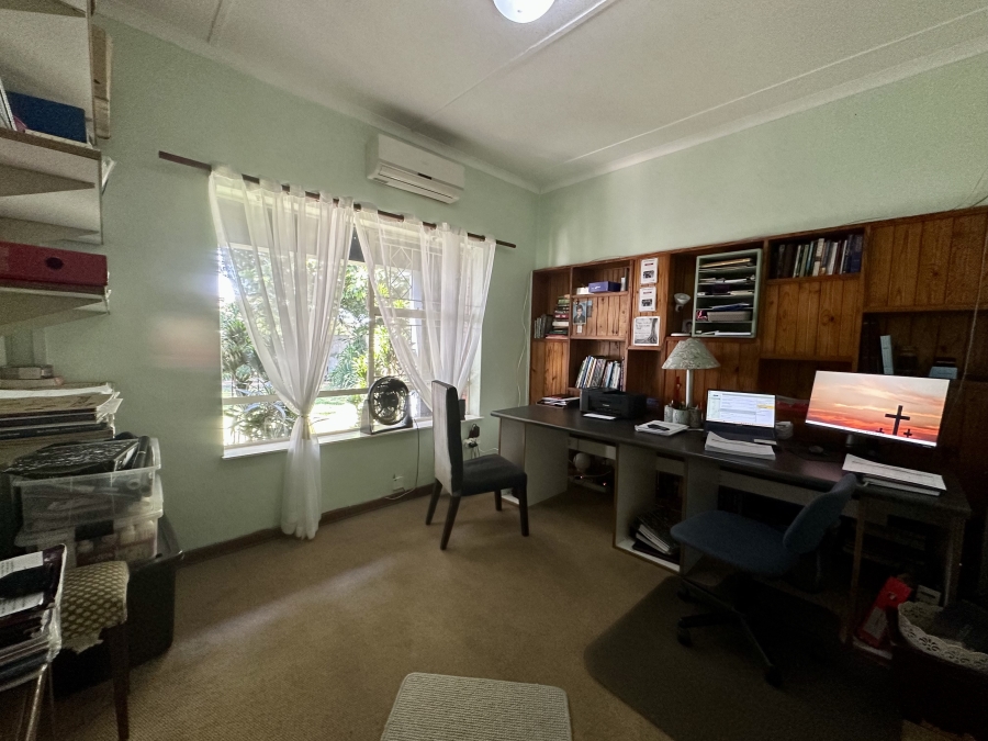 4 Bedroom Property for Sale in Meer En See KwaZulu-Natal