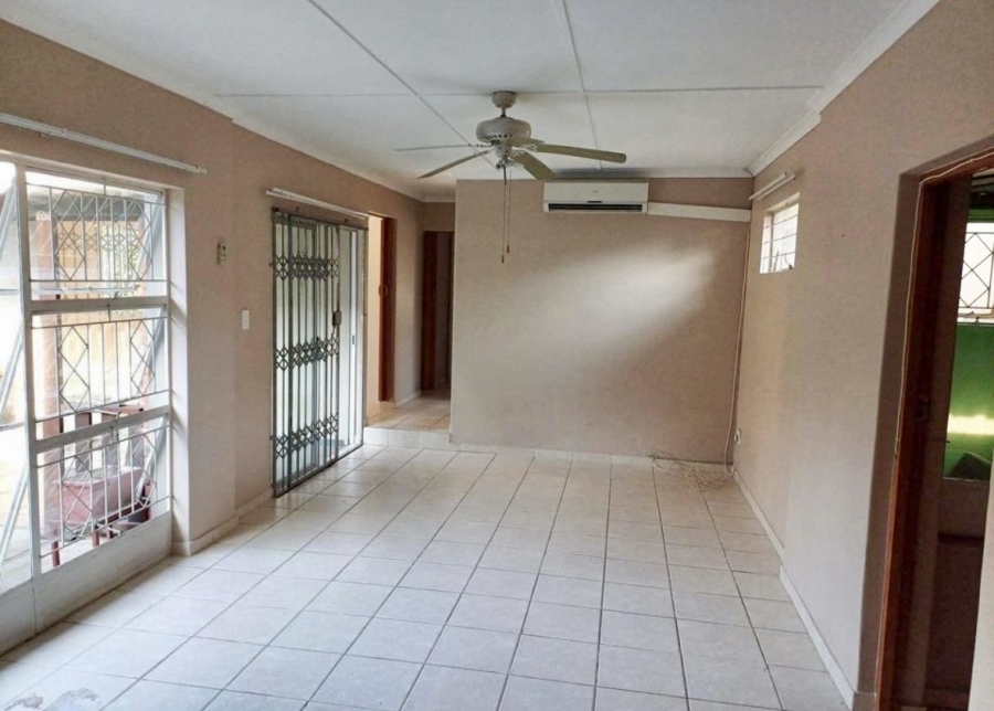 4 Bedroom Property for Sale in Meer En See KwaZulu-Natal