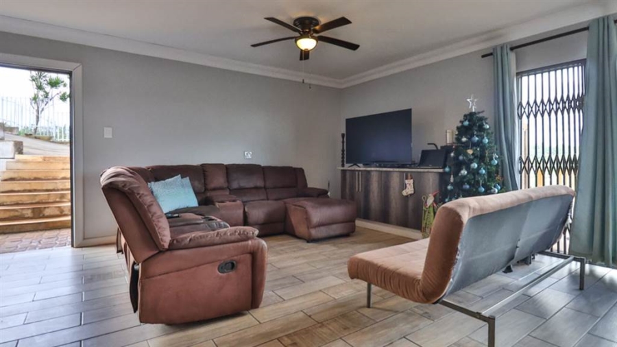 3 Bedroom Property for Sale in Wyebank KwaZulu-Natal