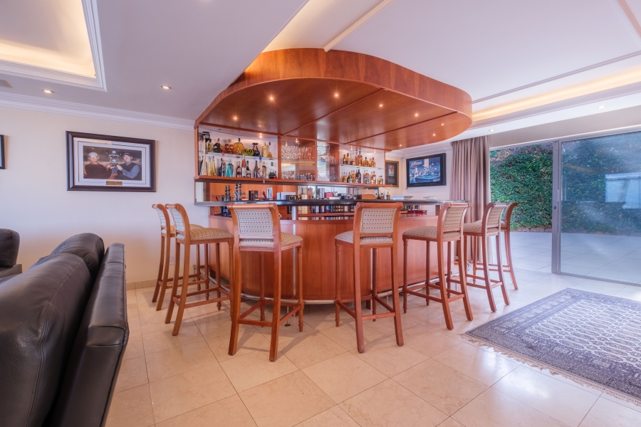 5 Bedroom Property for Sale in Umhlanga KwaZulu-Natal