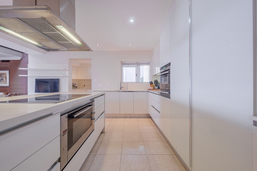 5 Bedroom Property for Sale in Umhlanga KwaZulu-Natal