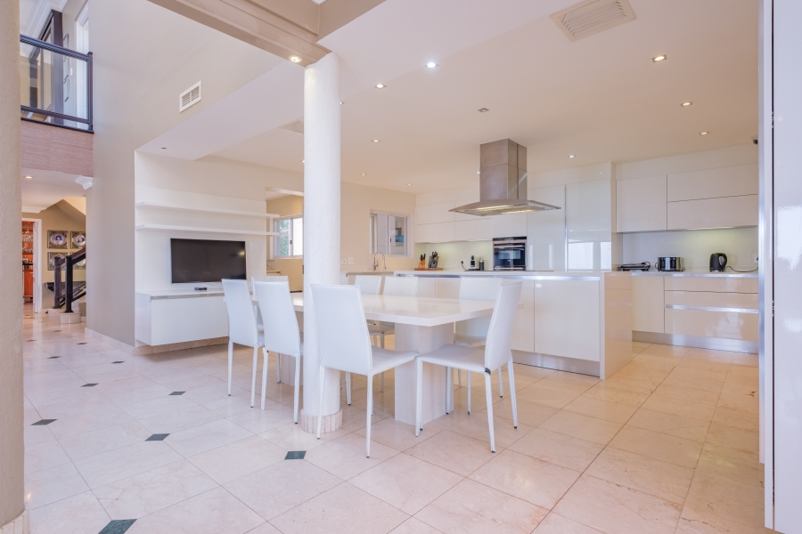 5 Bedroom Property for Sale in Umhlanga KwaZulu-Natal