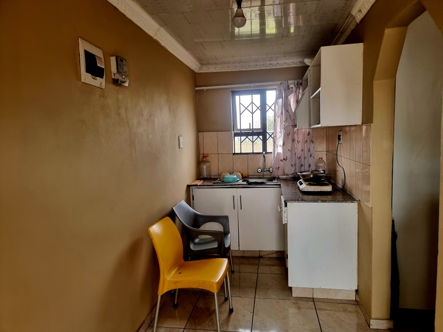 7 Bedroom Property for Sale in Esikhawini KwaZulu-Natal