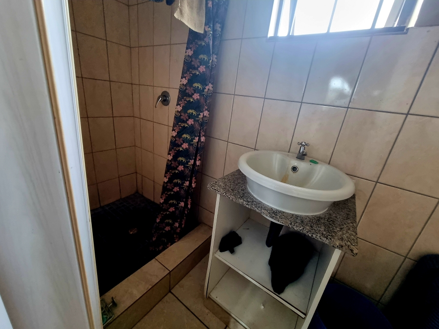 7 Bedroom Property for Sale in Esikhawini KwaZulu-Natal