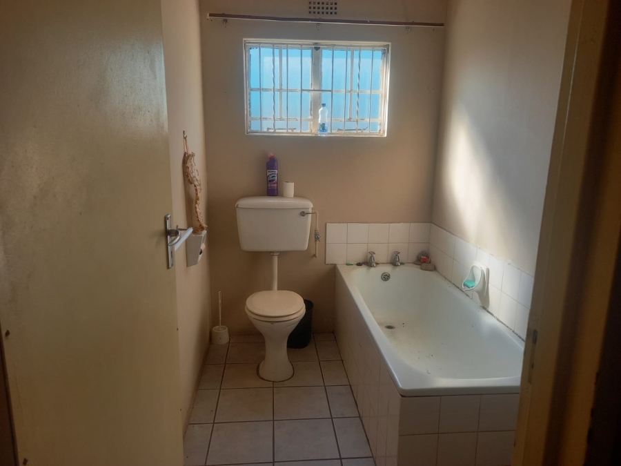 3 Bedroom Property for Sale in Esikhawini KwaZulu-Natal