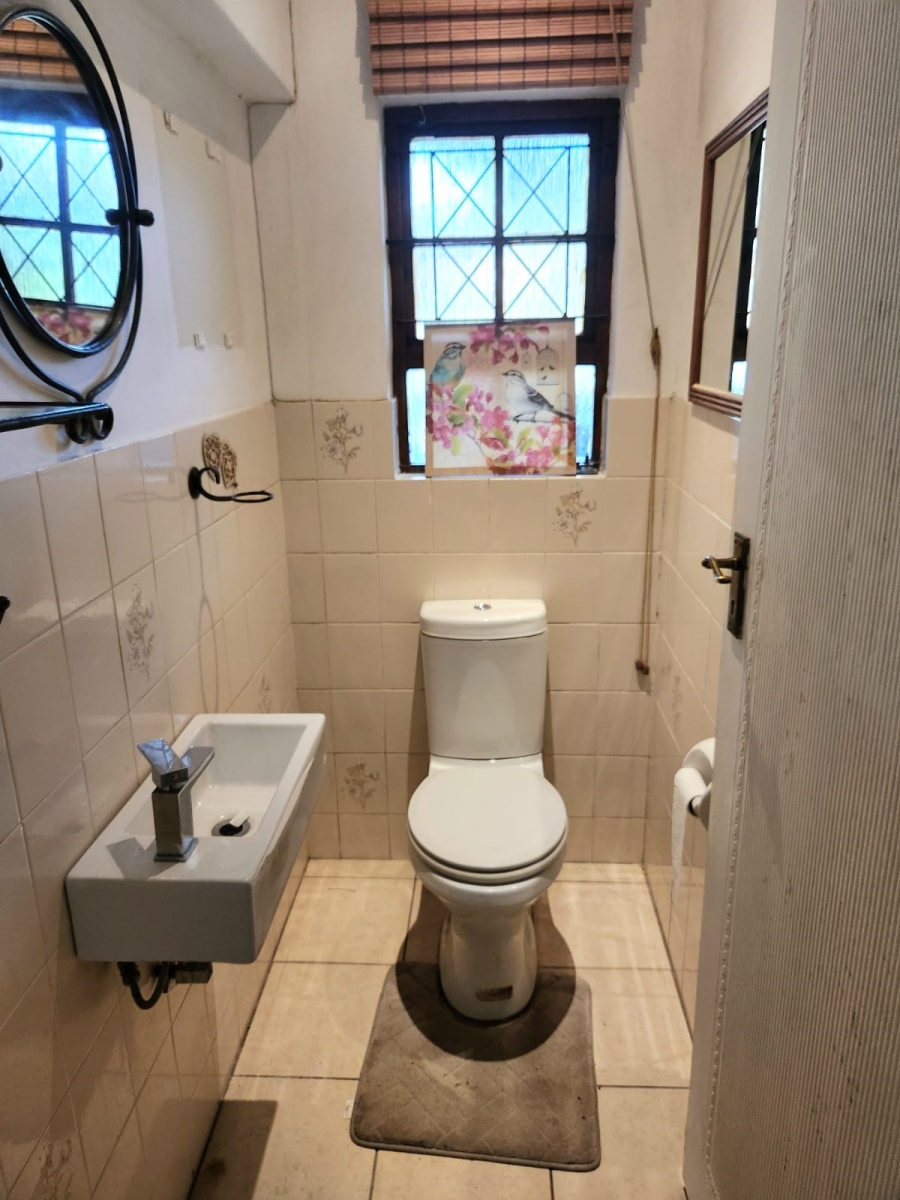 5 Bedroom Property for Sale in Westville Central KwaZulu-Natal