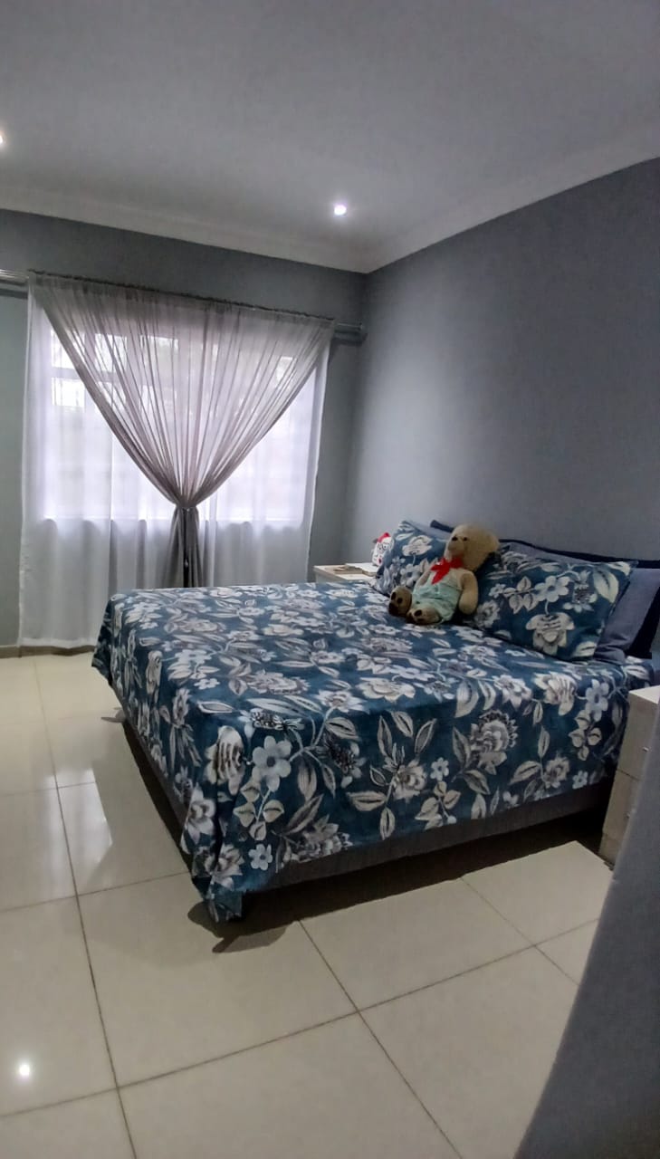 2 Bedroom Property for Sale in Lincoln Meade KwaZulu-Natal