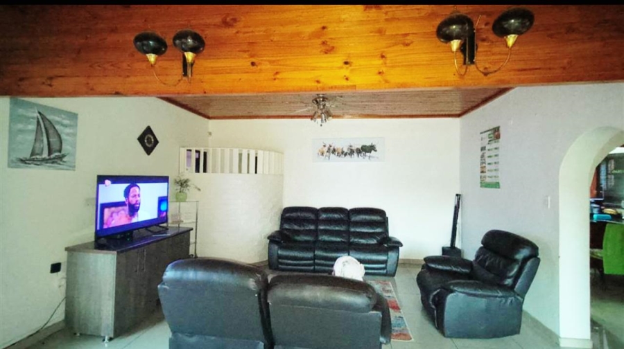 3 Bedroom Property for Sale in Chasedene KwaZulu-Natal