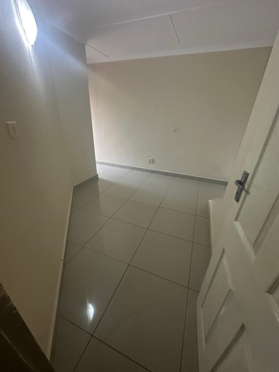 2 Bedroom Property for Sale in Prestbury KwaZulu-Natal