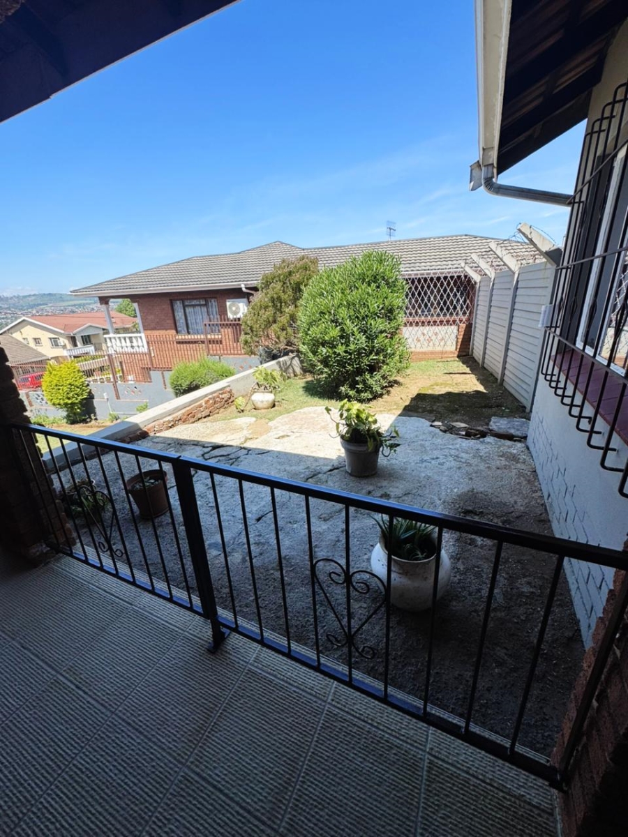 3 Bedroom Property for Sale in Lotusville KwaZulu-Natal