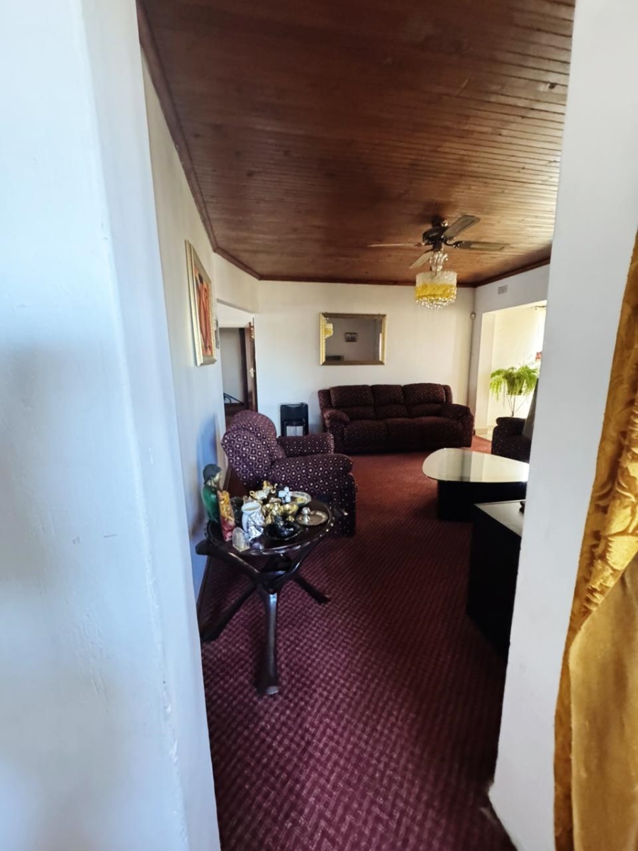 3 Bedroom Property for Sale in Lotusville KwaZulu-Natal