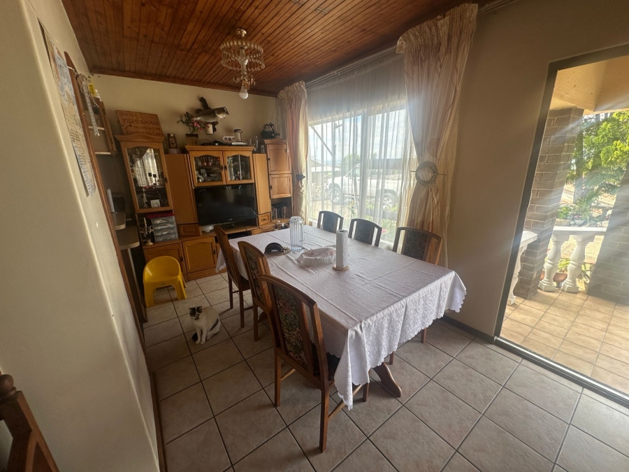 5 Bedroom Property for Sale in Glenwood KwaZulu-Natal