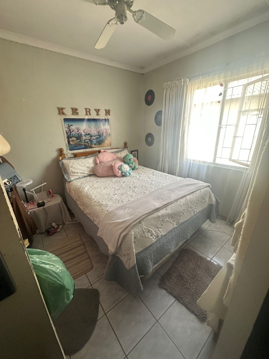 5 Bedroom Property for Sale in Glenwood KwaZulu-Natal