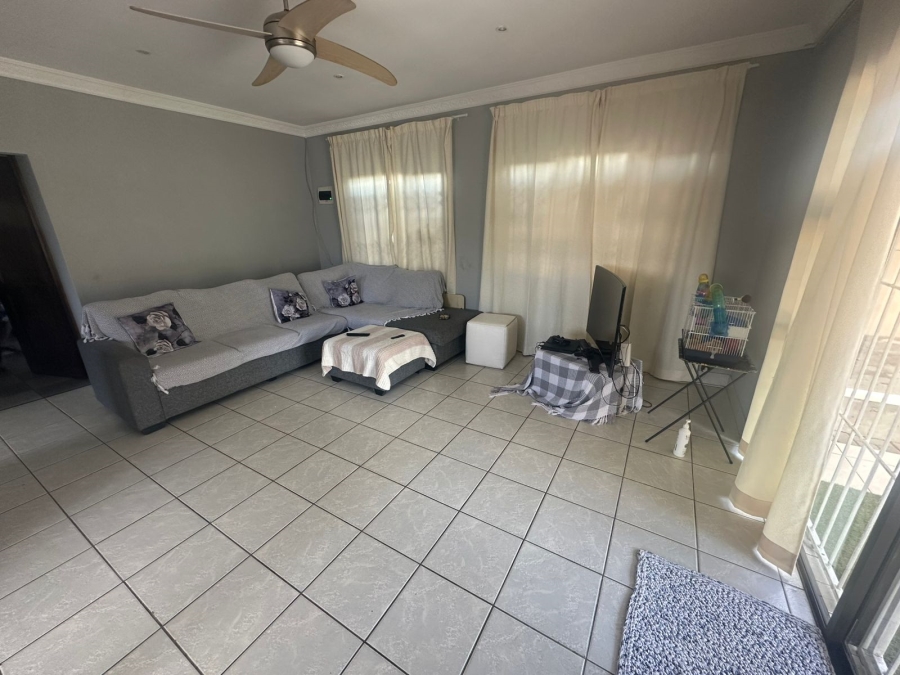 5 Bedroom Property for Sale in Glenwood KwaZulu-Natal