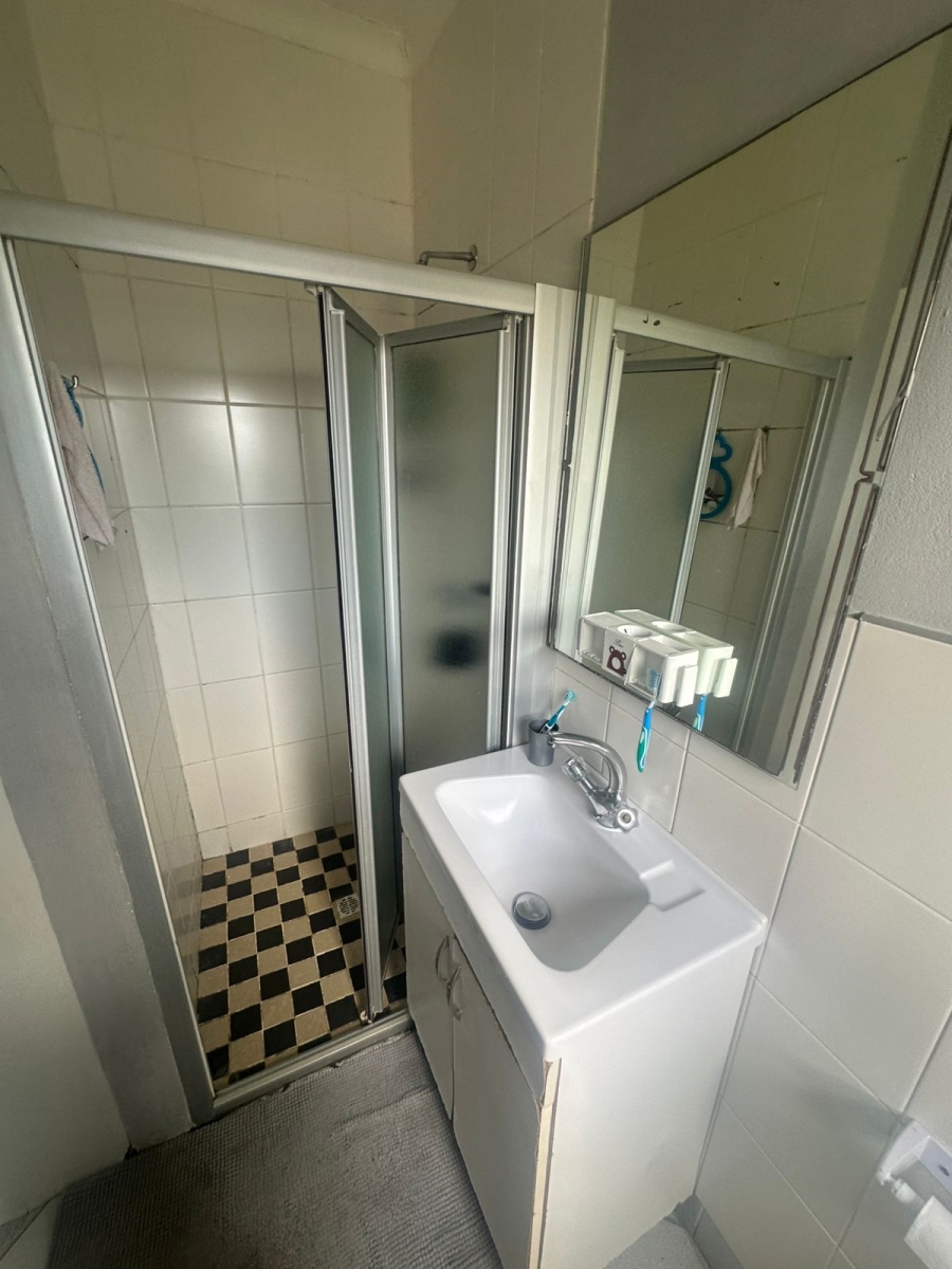 5 Bedroom Property for Sale in Glenwood KwaZulu-Natal