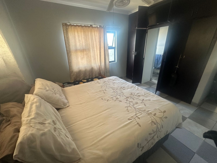 5 Bedroom Property for Sale in Glenwood KwaZulu-Natal