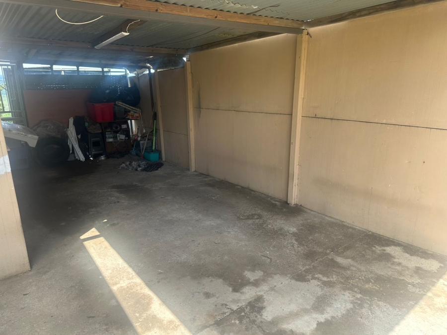 5 Bedroom Property for Sale in Glenwood KwaZulu-Natal