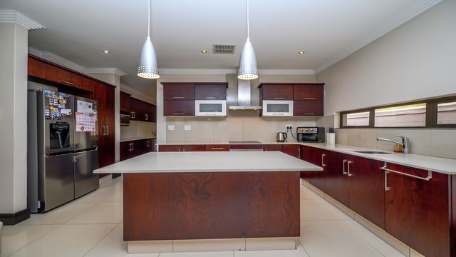 To Let 4 Bedroom Property for Rent in Izinga KwaZulu-Natal