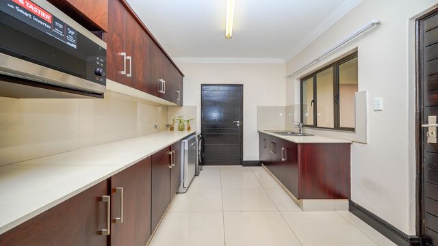 To Let 4 Bedroom Property for Rent in Izinga KwaZulu-Natal